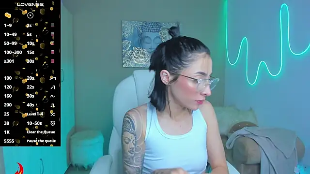 barbie scoth  online show from 09-28-25, 01:44