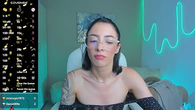 barbie scoth  online show from 09-28-25, 08:03