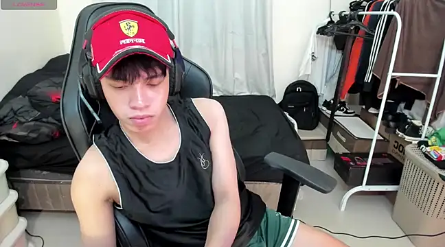 Lightjt04 online show from 03-14-25, 01:02