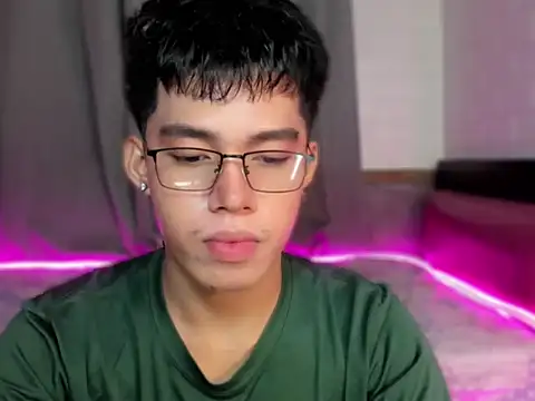 Lightjt04 online show from 09-18-25, 07:05