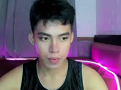 Lightjt04 online show from 10-16-25, 05:03