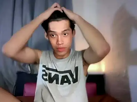 Snapshot of Lightjt04 chatting on 04-24-26, 02:30 Lightjt04 online show from 04-24-26, 02:30