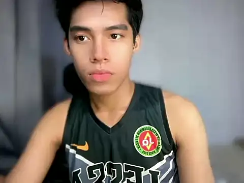 Snapshot of Lightjt04 chatting on 05-12-26, 05:54 Lightjt04 online show from 05-12-26, 05:54