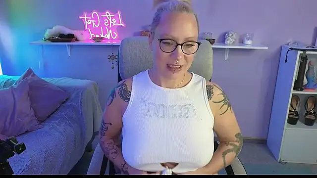 Jan ina online show from 01-09-26, 09:01