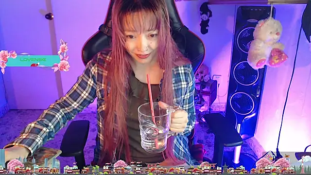 pink-2022 online show from 12-17-24, 02:33