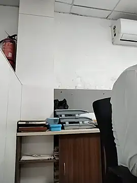 Snapshot of Desi_Londa_143 chatting on 07-07-26, 06:47 Desi Londa 143 online show from 07-07-26, 06:47