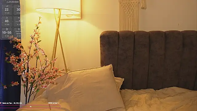 bunnycuteshy online show from 09-18-25, 02:52