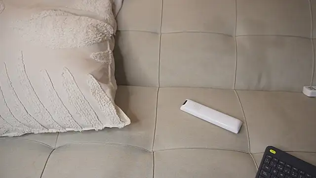 bunnycuteshy online show from 04-14-26, 12:33