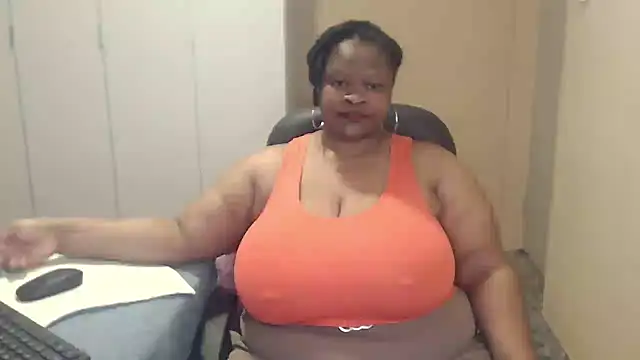 sweetnoziexx online show from 09-17-25, 05:31