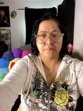 MsConejitaa online show from 09-28-25, 04:23