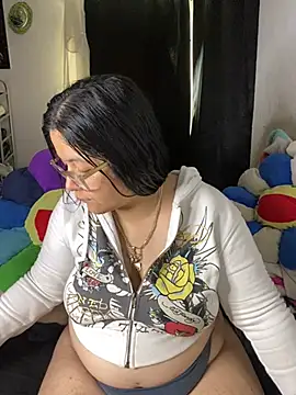 Snapshot of MsConejitaa chatting on 04-24-26, 03:36 MsConejitaa online show from 04-24-26, 03:36