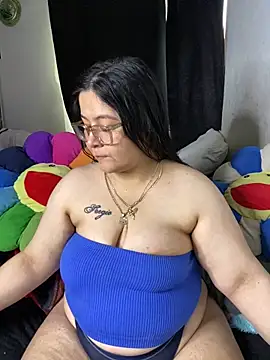 Snapshot of MsConejitaa chatting on 05-18-26, 03:51 MsConejitaa online show from 05-18-26, 03:51