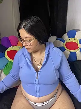 Snapshot of MsConejitaa chatting on 05-28-26, 04:04 MsConejitaa online show from 05-28-26, 04:04