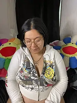 Snapshot of MsConejitaa chatting on 06-02-26, 02:30 MsConejitaa online show from 06-02-26, 02:30