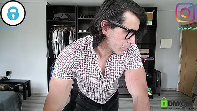 samricci21 online show from 04-06-26, 12:50