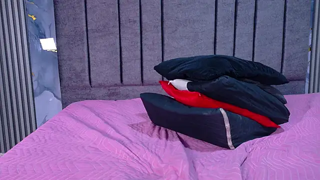 DANIK STAR online show from 11-04-25, 01:21