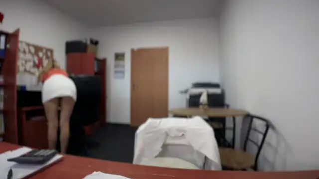 legsLONG online show from 12-18-24, 07:47