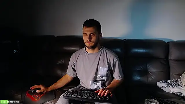 CrazyDom1 online show from 10-24-25, 10:39