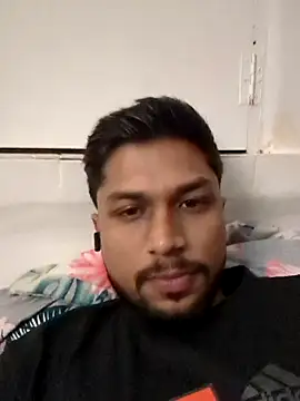  IRRESISTIBLE  online show from 11-11-25, 02:39