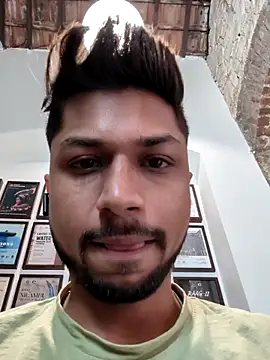  IRRESISTIBLE  online show from 02-23-26, 07:17