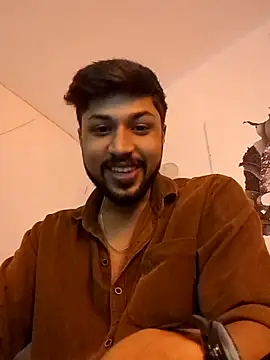 Snapshot of _IRRESISTIBLE_ chatting on 05-17-26, 02:57 IRRESISTIBLE online show from 05-17-26, 02:57
