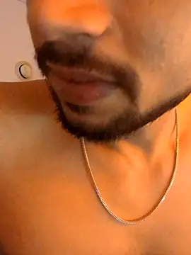 Snapshot of _IRRESISTIBLE_ chatting on 06-14-26, 04:53 IRRESISTIBLE online show from 06-14-26, 04:53