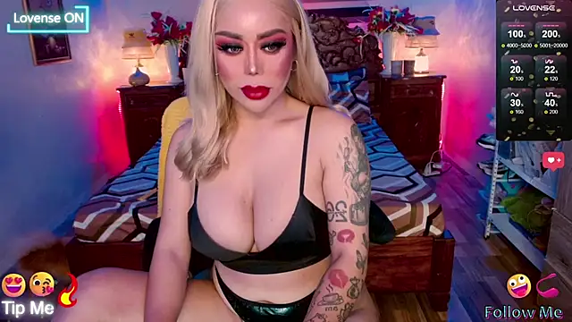 Snapshot of Magnificent_Goddess chatting on 03-01-25, 03:43 Magnificent Goddess online show from 03-01-25, 03:43