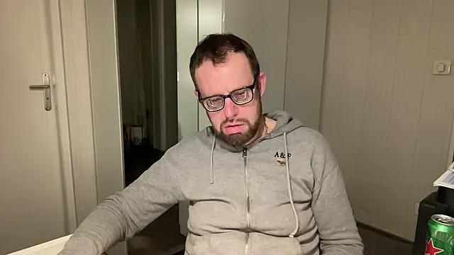 Snapshot of FABIOGLASSES chatting on 12-08-24, 11:51 FABIOGLASSES online show from 12-08-24, 11:51