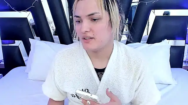 Snapshot of katya_kozlov chatting on 03-02-25, 04:21 katya kozlov online show from 03-02-25, 04:21