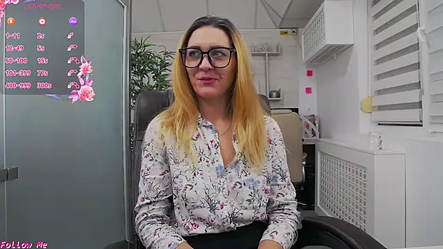 EllaMilf  online show from 01-15-26, 03:05