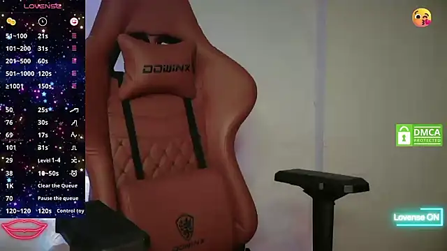 Snapshot of Goddes_Queen chatting on 10-03-25, 01:52 Goddes Queen online show from 10-03-25, 01:52