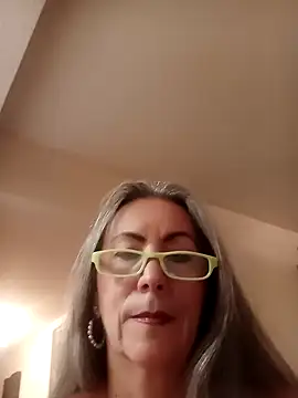 EvaRobinson online show from 12-13-24, 05:16