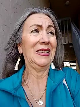 EvaRobinson online show from 02-20-25, 08:25