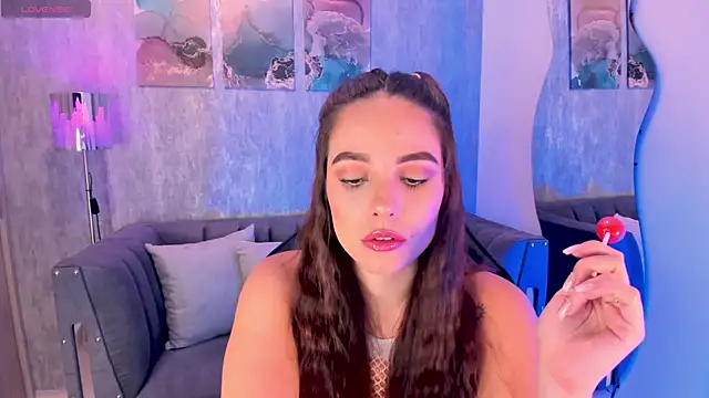 MelanieHudson  online show from 12-07-24, 12:30