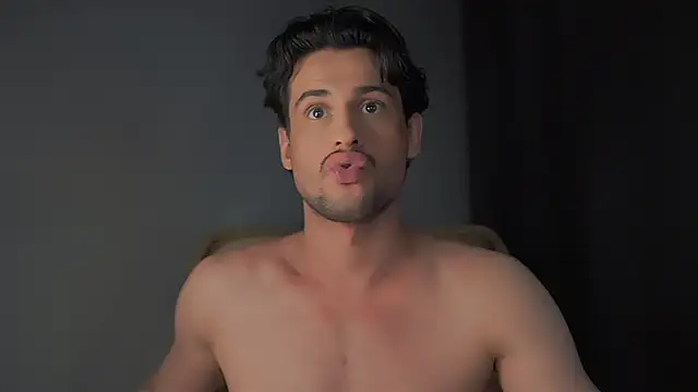 Keen   Luckystrike online show from 12-08-24, 11:29