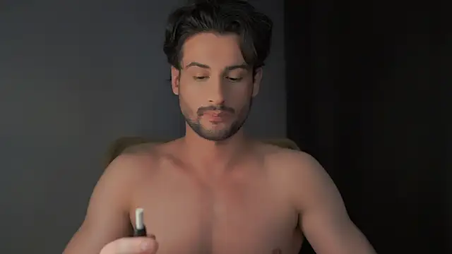 Keen   Luckystrike online show from 12-14-24, 12:55