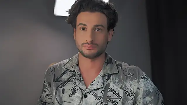 Keen   Luckystrike online show from 02-08-25, 11:45