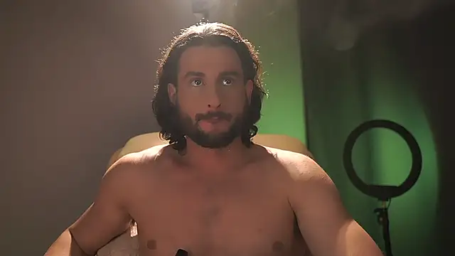 Keen   Luckystrike online show from 10-27-25, 07:12