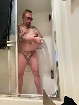 Snapshot of Littledick007007 chatting on 02-22-26, 03:54 Littledick007007 online show from 02-22-26, 03:54