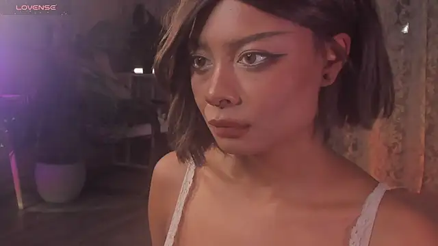 Snapshot of Ana_Peachy_ chatting on 10-30-25, 10:54 Ana Peachy online show from 10-30-25, 10:54