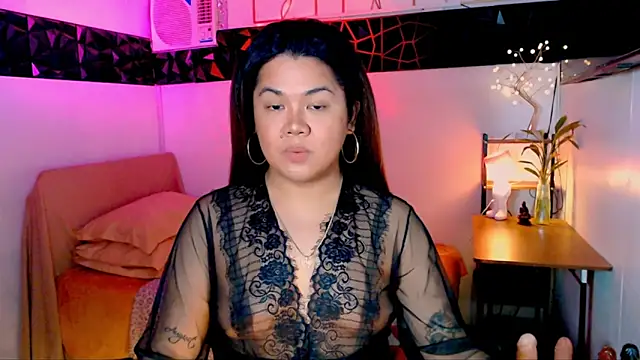 asiankatyhuge online show from 10-28-25, 11:51