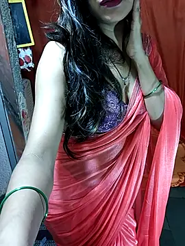 Snapshot of SHANAYA94 chatting on 09-25-25, 06:33 SHANAYA94 online show from 09-25-25, 06:33