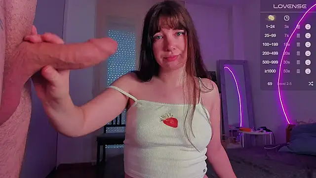 alicekaneky online show from 10-28-25, 07:01