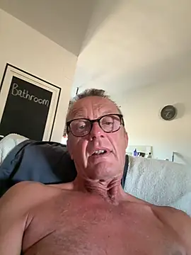 Snapshot of kempsilk chatting on 06-28-26, 05:08 kempsilk online show from 06-28-26, 05:08