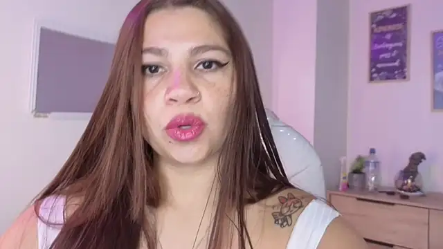 bluee hazell online show from 07-16-26, 11:16