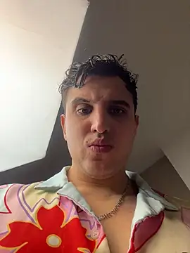 Snapshot of Sexandfire chatting on 06-24-26, 07:02 Sexandfire online show from 06-24-26, 07:02