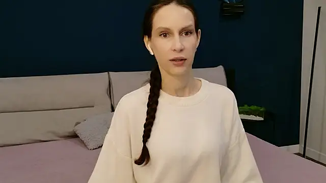 Mila Anders online show from 04-19-26, 04:34
