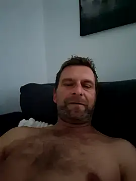 Snapshot of Mjn34 chatting on 09-17-25, 06:04 Mjn34 online show from 09-17-25, 06:04