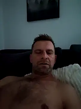 Snapshot of Mjn34 chatting on 09-30-25, 05:56 Mjn34 online show from 09-30-25, 05:56