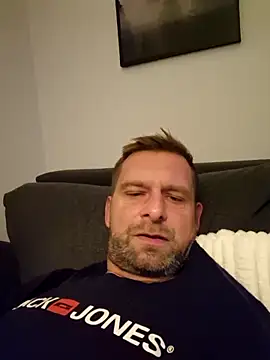 Snapshot of Mjn34 chatting on 10-07-25, 05:48 Mjn34 online show from 10-07-25, 05:48